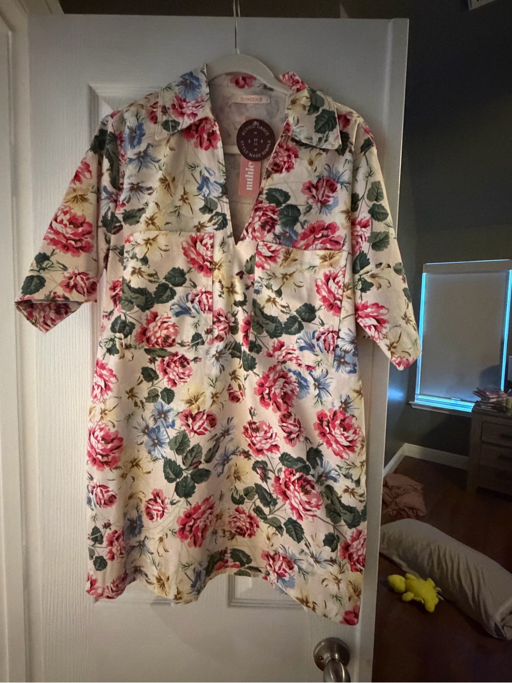 Olivaceous Cream Floral Short Sleeve Mini Dress
